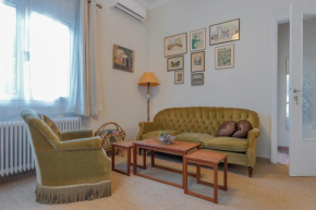 Vintage-style Garden Apartment